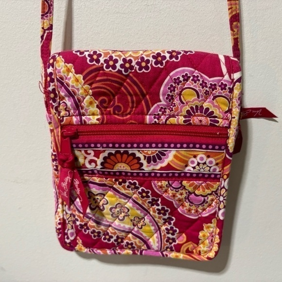 ❤️Vera Bradley Raspberry Fizz Crossbody & Photo Book - Picture 4 of 9